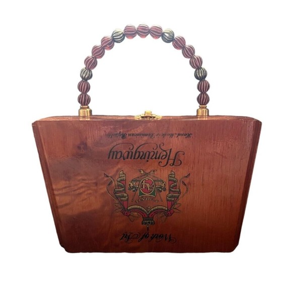 Vintage Cigar Box Arturo Fuente Hemingway Wooden Handmade Purse Box - Picture 1 of 13